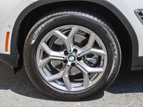 Used 2024 BMW X3 xDrive30i w/ Premium Package AWD/4WD image 11