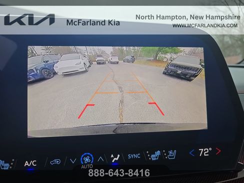 Used 2025 Chevrolet Traverse RS AWD/4WD image 21