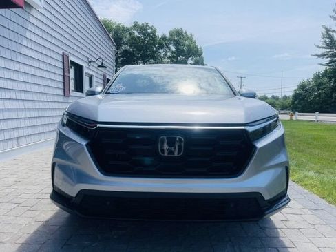 Used 2023 Honda CR-V EX-L image 3