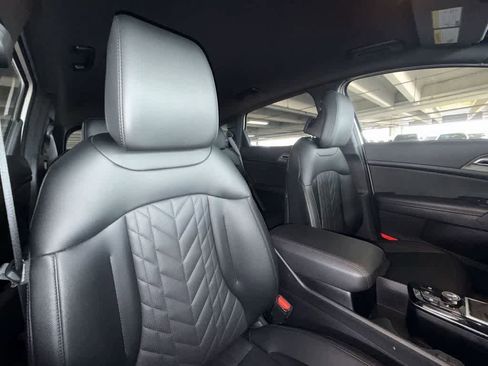 Used 2025 Kia Sportage X-Line image 27