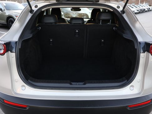 Used 2024 MAZDA CX-30 AWD 2.5 S w/ Select Sport Pkg image 19