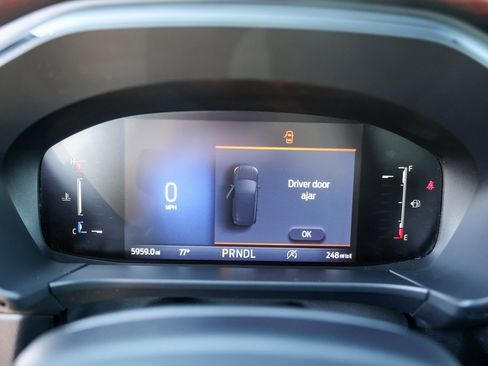 Used 2025 Ford Escape ST-Line image 11