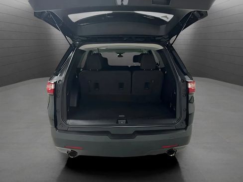 Used 2019 Chevrolet Traverse LS w/ LPO, Blackout Package FWD image 13