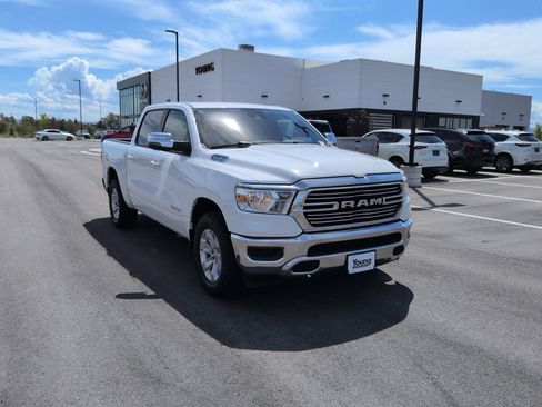 Used 2024 RAM 1500 Laramie AWD/4WD image 1
