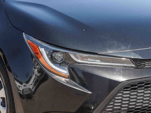 Used 2021 Toyota Corolla LE w/ Carpet Mat Package (TMS) image 8