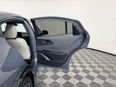 Used 2023 Toyota Prius Limited image 30