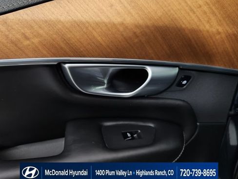 Used 2020 Volvo XC90 T6 Inscription AWD/4WD image 17
