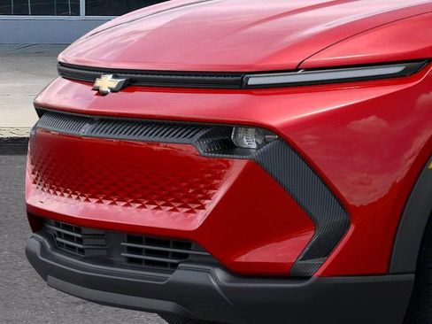 New 2026 Chevrolet Equinox EV LT image 13