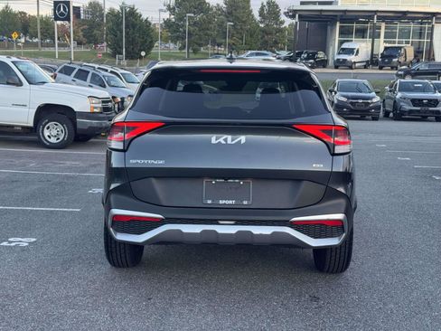 Used 2024 Kia Sportage LX image 19