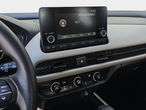 Certified 2025 Honda HR-V LX image 19