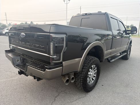 Used 2021 Ford F250 King Ranch AWD/4WD image 3