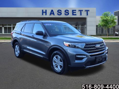 Used 2024 Ford Explorer XLT w/ Equipment Group 202A image 1