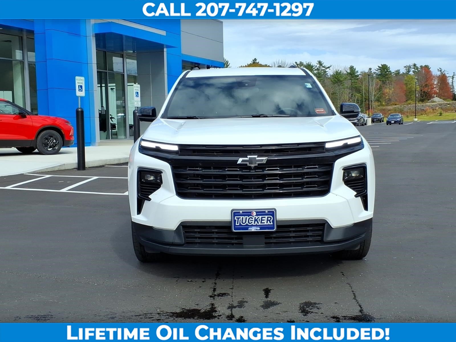 Used 2024 Chevrolet Traverse LT w/ Midnight/Sport Edition AWD/4WD image 2