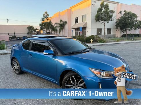 Used 2015 Scion tC FWD image 4