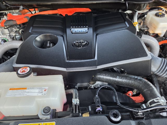 Certified 2024 Toyota Sequoia Capstone AWD/4WD image 27