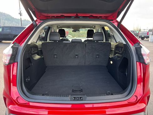 Used 2022 Ford Edge SEL w/ Convenience Package image 25