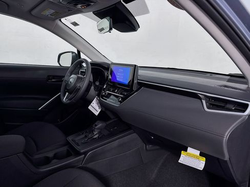 New 2026 Toyota Corolla Cross LE image 29