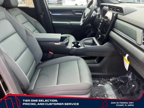 New 2026 GMC Terrain AT4 w/ Convenience Package III AWD/4WD image 19