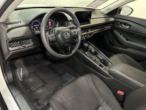 Certified 2025 Honda Accord SE image 24