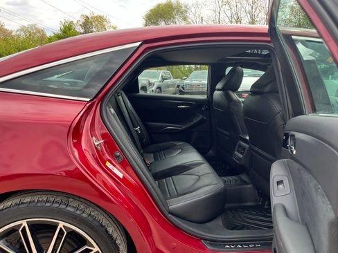 Used 2019 Toyota Avalon XSE w/ All Weather Liner Package FWD image 30