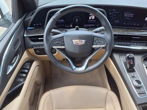 Used 2024 Cadillac Escalade Premium Luxury w/ LPO, Floor Liner Package AWD/4WD image 14