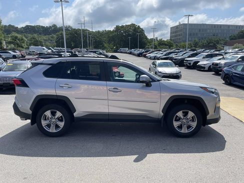 Used 2024 Toyota RAV4 XLE w/ Convenience Package AWD/4WD image 7