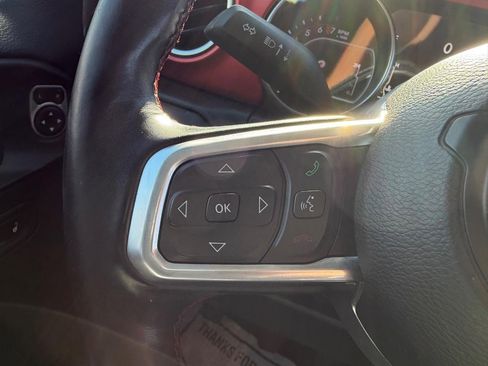 Used 2019 Jeep Wrangler Unlimited Rubicon image 12