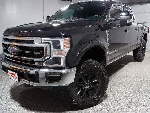 Used 2022 Ford F250 Lariat w/ Tremor Off-Road Package AWD/4WD image 34