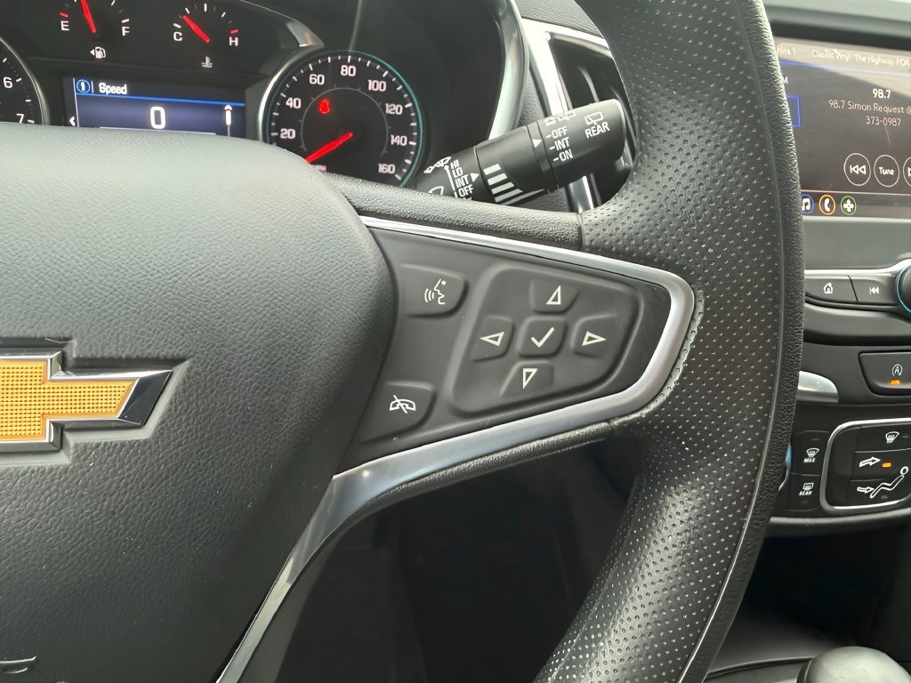Used 2023 Chevrolet Equinox LT w/ LPO, Floor Liner Package AWD/4WD image 17