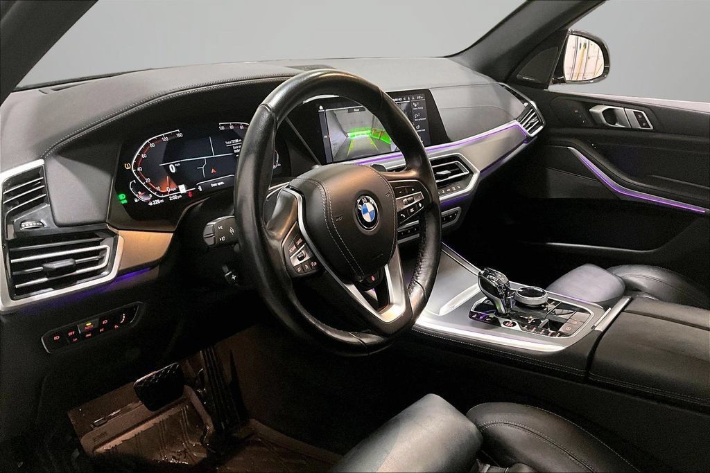 Used 2021 BMW X5 xDrive40i AWD/4WD image 17