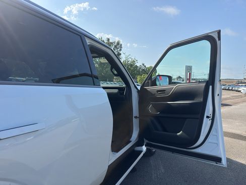 Used 2025 INFINITI QX80 Autograph AWD/4WD image 20
