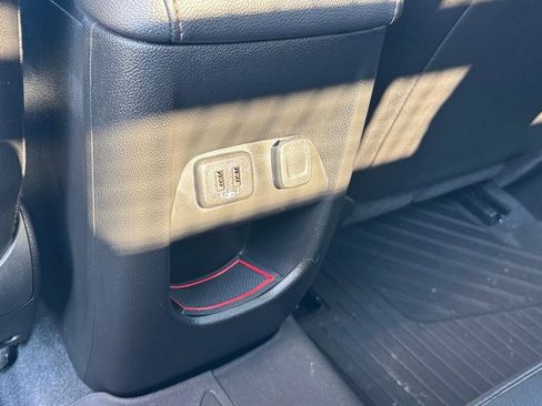 Used 2021 GMC Canyon AT4 w/ Driver Alert Package AWD/4WD image 7