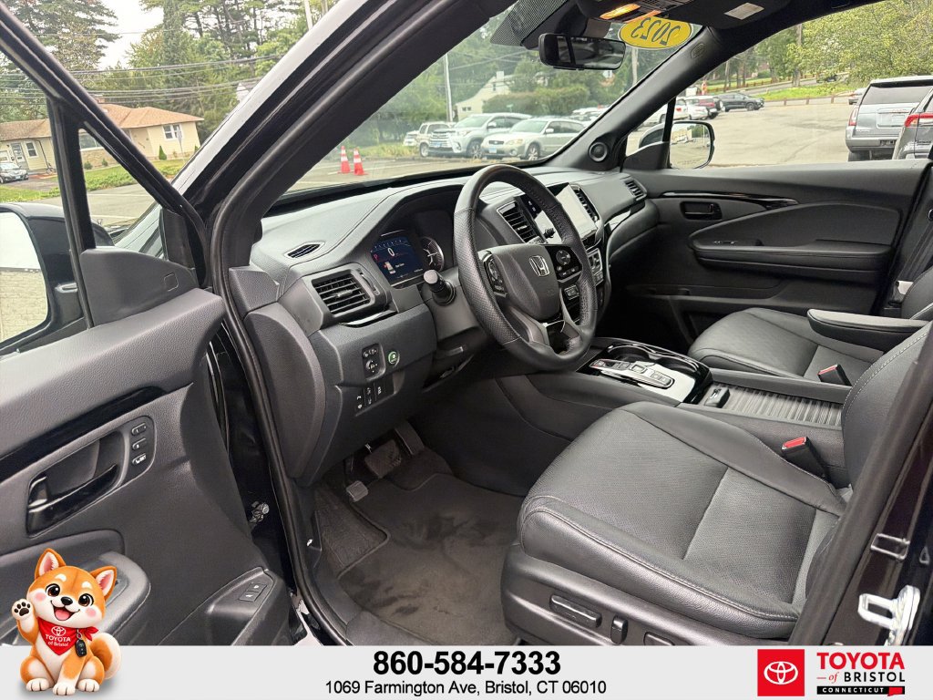 Used 2023 Honda Passport Elite image 17