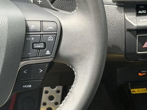 Certified 2025 Toyota Camry SE FWD image 13