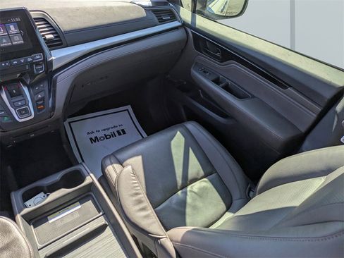 Used 2018 Honda Odyssey Elite image 18