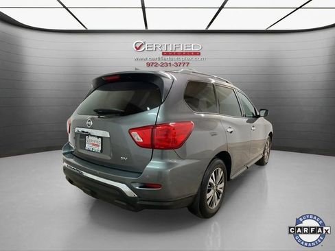 Used 2019 Nissan Pathfinder SV image 6