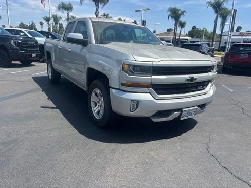 Used 2018 Chevrolet Silverado 1500 LT w/ All Star Edition AWD/4WD image 2