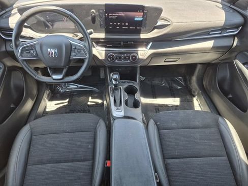 Used 2025 Buick Envista Preferred w/ Convenience I Package FWD image 21