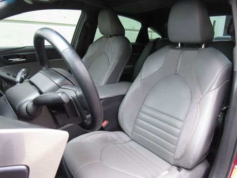 Certified 2019 Toyota Avalon XSE w/ Carpet Mat Package FWD image 11