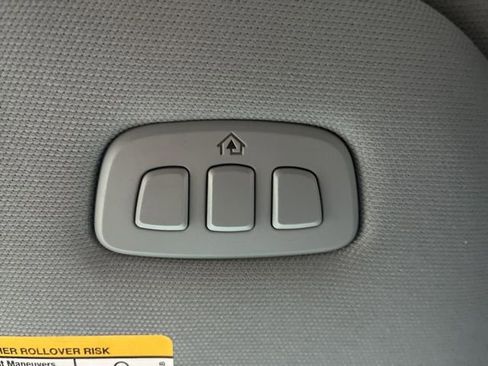 Used 2023 Ford F150 Lariat w/ Equipment Group 502A High image 50