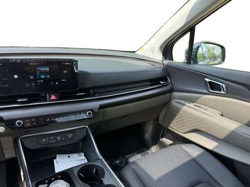 New 2026 Kia Carnival SX FWD image 19