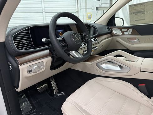 New 2026 Mercedes-Benz GLS 450 4MATIC image 12