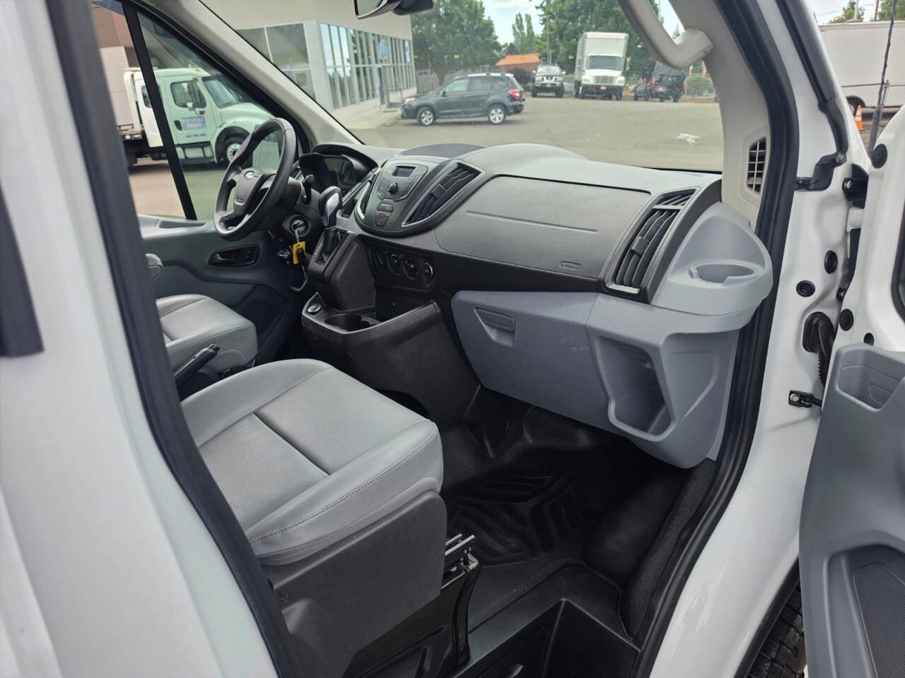 Used 2017 Ford Transit 250 148 High Roof Extended RWD image 11