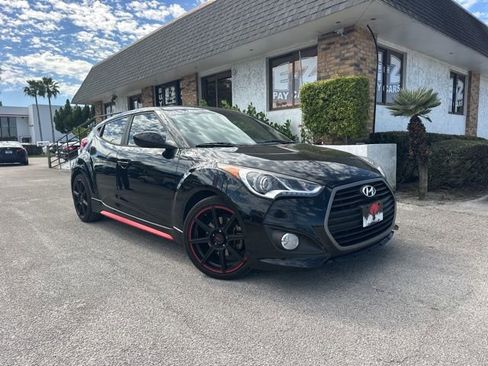 Used 2017 Hyundai Veloster Turbo R-Spec image 1