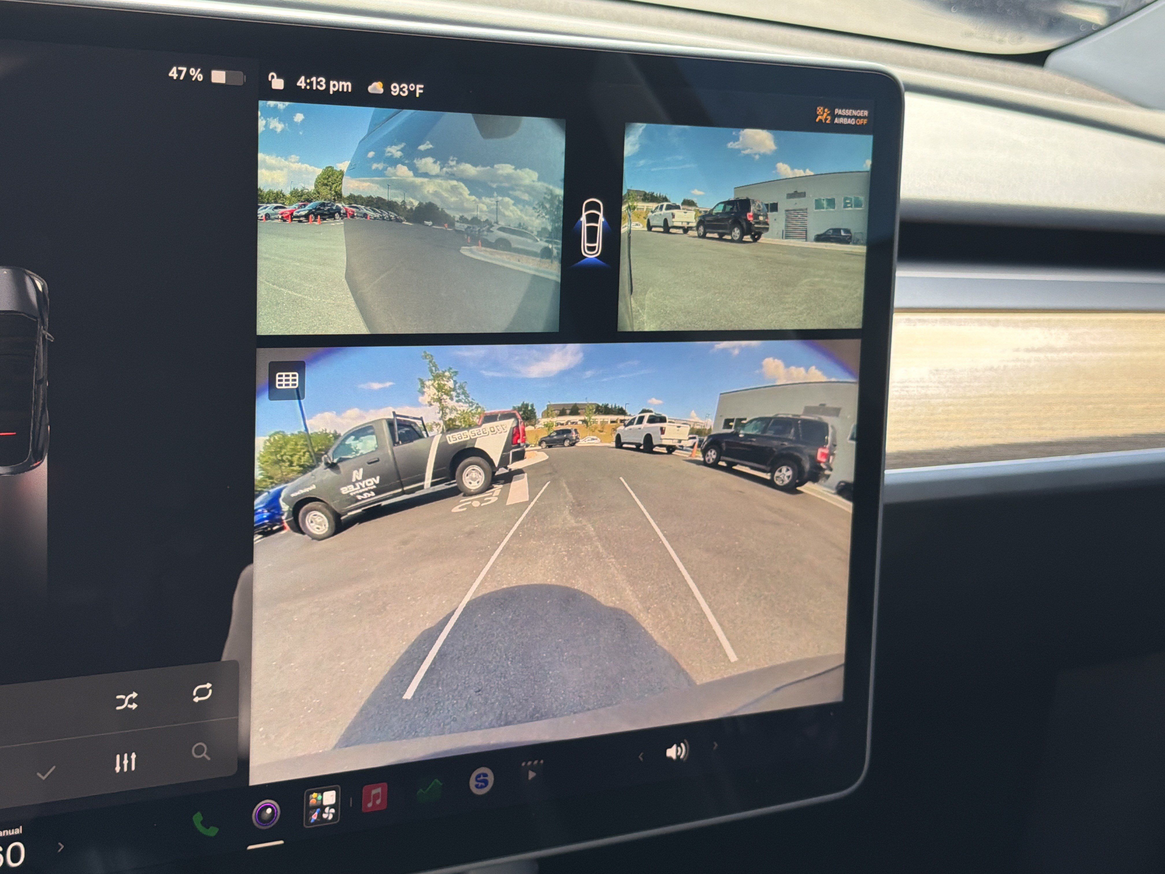 Used 2023 Tesla Model Y Long Range AWD/4WD image 33