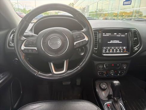 Used 2020 Jeep Compass Limited AWD/4WD image 10