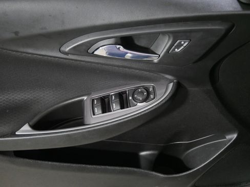 Used 2022 Chevrolet Malibu LT FWD image 19