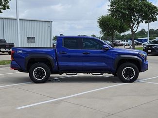 Used 2025 Toyota Tacoma TRD Off-Road video 4