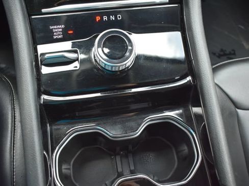 Used 2023 Jeep Grand Cherokee Limited AWD/4WD image 32