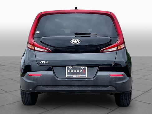 Used 2020 Kia Soul LX FWD image 5